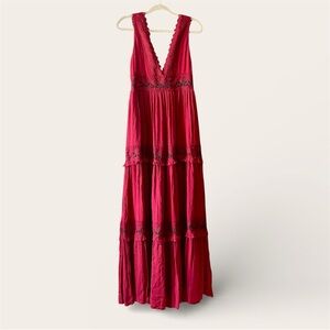 Elegant Forever 21 Red Lace Seasonal Collection Maxi Dress (NWT)
